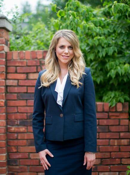 REBECCA R. SCHAFER headshot